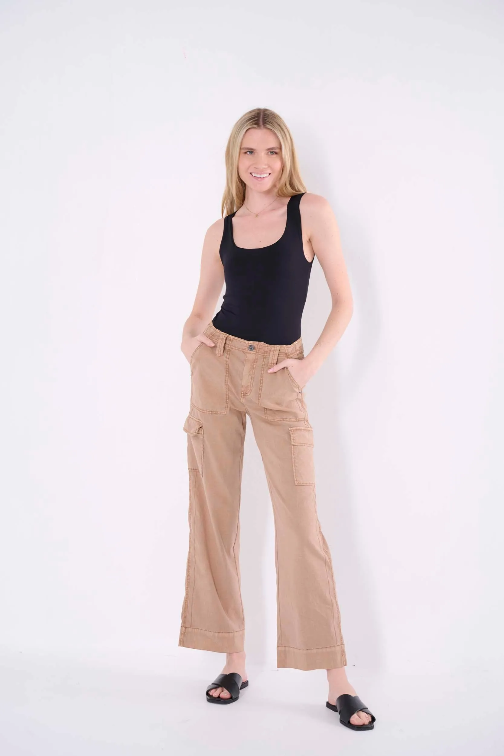 Ally Linen Cargo Pant