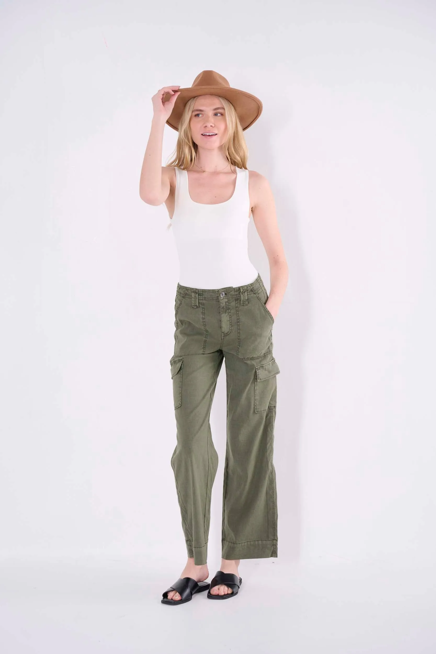 Ally Linen Cargo Pant