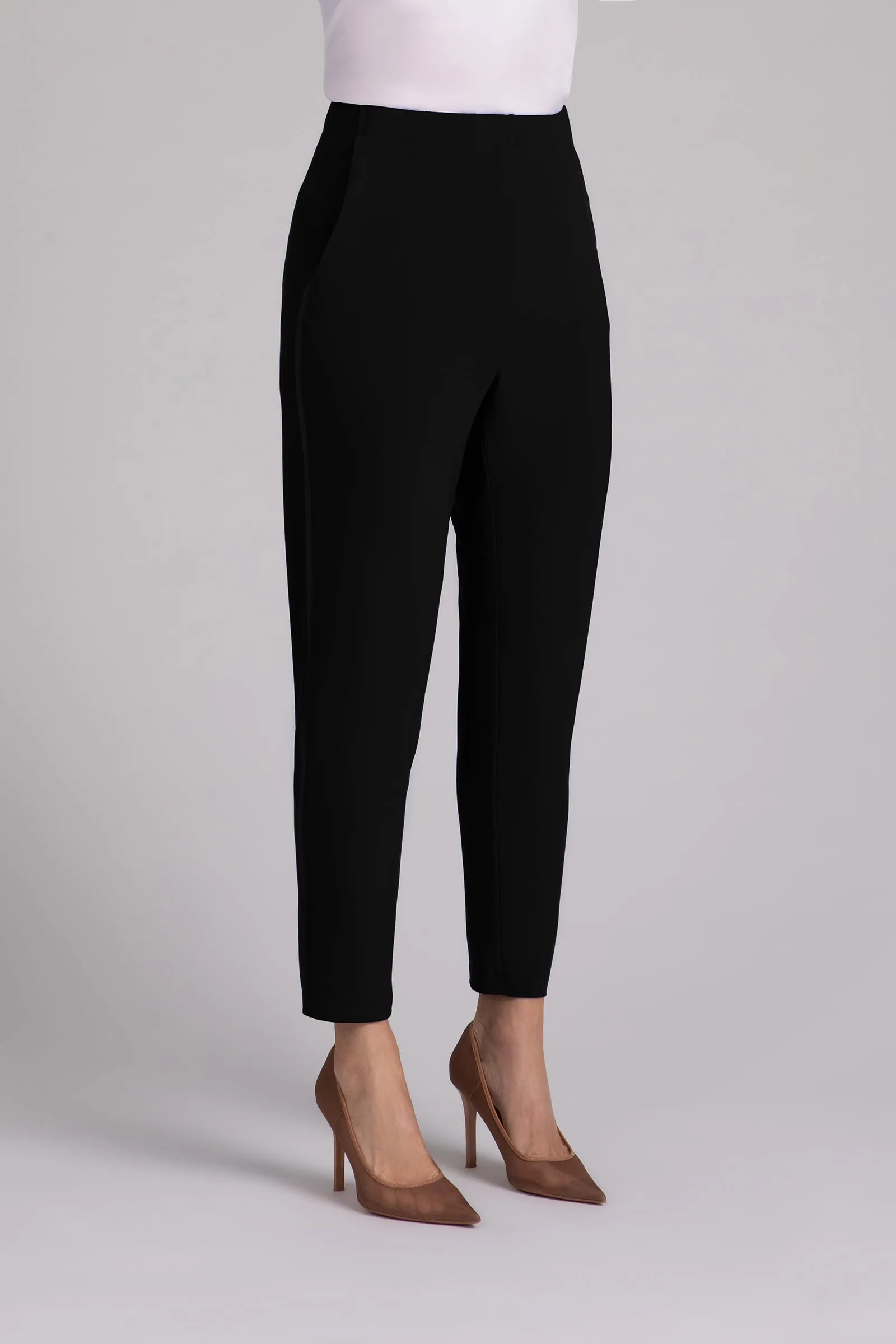 Flounce Pencil Pant | Black