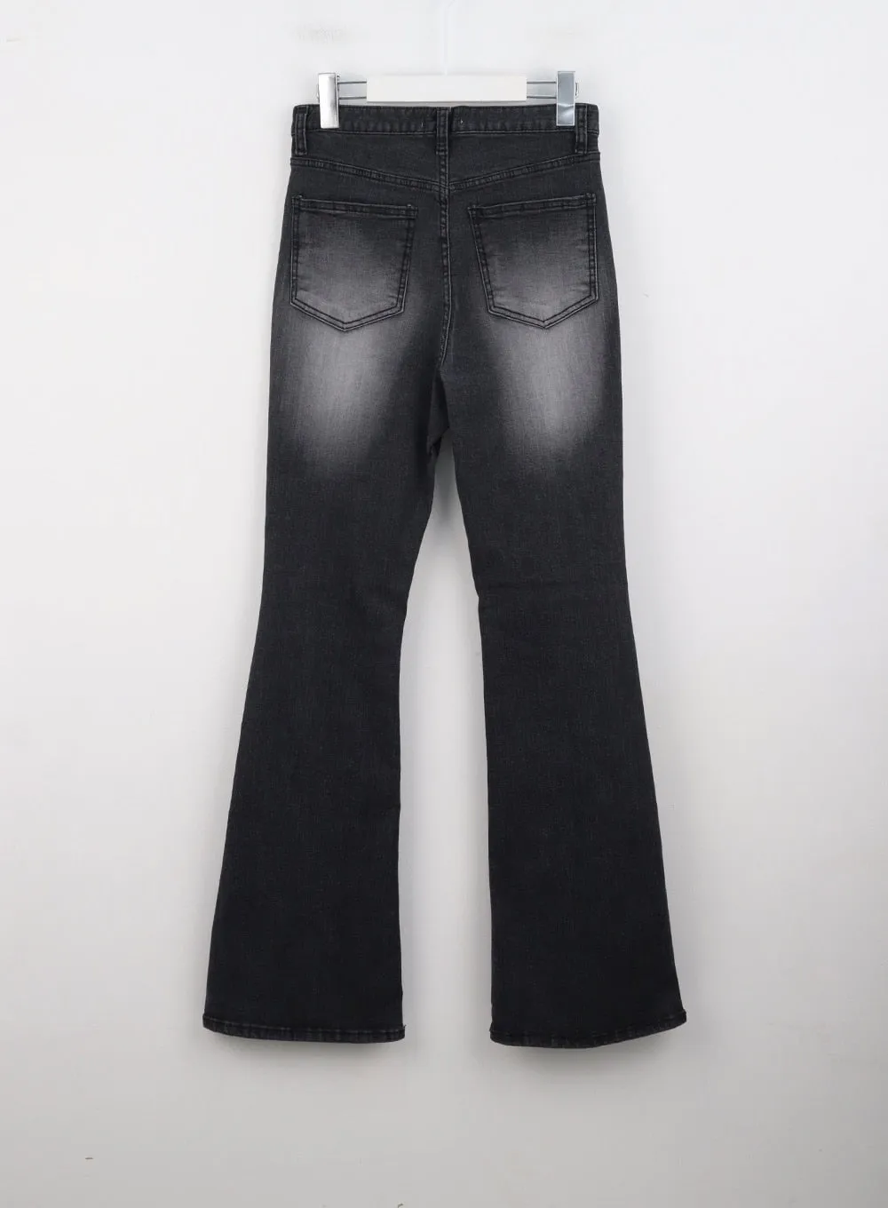 Modern Slim Bootcut Jeans CG319